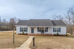 123 N Cul De Sac St, Forest City, NC 28043 - Photo 1