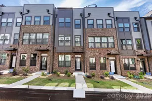 440 Spearfield Ln, Charlotte, NC 28205 - Photo 1