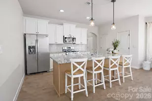 4755 Muskogee Dr, Charlotte, NC 28212 - Photo 1