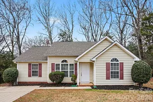 7901 Maple Valley Pl, Charlotte, NC 28210 - Photo 1