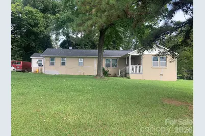 3800 Plainview Road, Charlotte, NC 28208 - Photo 1