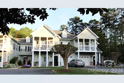1364 21st Avenue NE, Hickory, NC 28601 - Photo 1