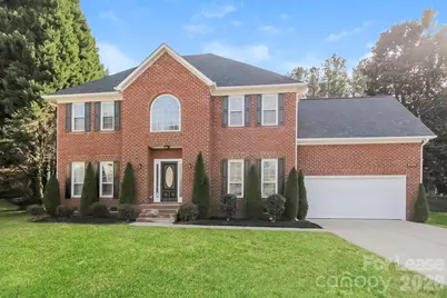 9101 Brightleaf Place, Charlotte, NC 28269 - Photo 1