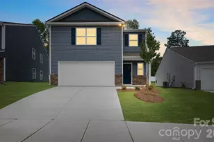 51 Caroline Vly Ln, Hendersonville, NC 28792 - Photo 1