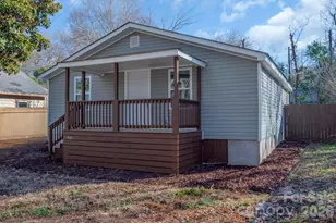 401 Golf Course Rd, Winnsboro, SC 29180 - Photo 1