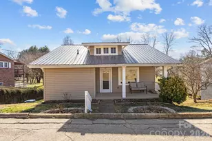 107 Axley St, Canton, NC 28716 - Photo 1