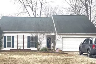 8605 Golf Ridge Dr, Charlotte, NC 28277 - Photo 1