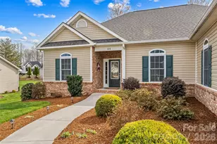 44 Whitman Ct, Taylorsville, NC 28681 - Photo 1