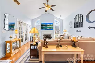 8579 Highland Glen Dr, Charlotte, NC 28269 - Photo 1