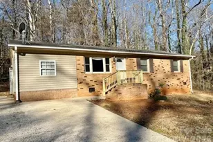2120 Fallsdale Dr, Gastonia, NC 28052 - Photo 1