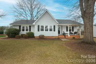 210 King George Ln, Gastonia, NC 28056 - Photo 1