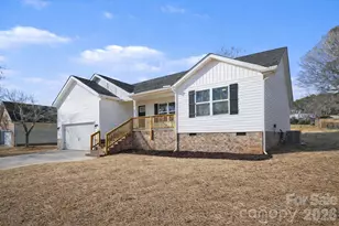 2025 Picnic Dr, Newton, NC 28658 - Photo 1