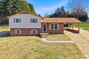 5026 W Piedmont Cir, Conover, NC 28613 - Photo 1