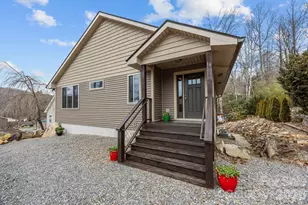 19 Dunsmore Ave, Black Mountain, NC 28711 - Photo 1
