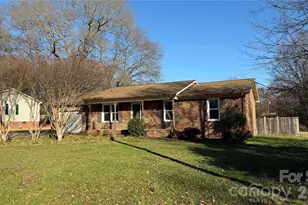 112 Woodhill Dr, Shelby, NC 28152 - Photo 1