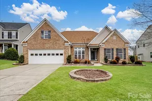 879 Pinkney Pl, Lowesville, NC 28164 - Photo 1