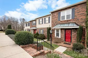 2705 N Center St, Hickory, NC 28601 - Photo 1