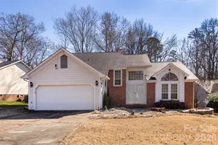 3800 Armitage Dr, Charlotte, NC 28269 - Photo 1