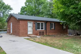 4917 Berkley St, Morganton, NC 28655 - Photo 1