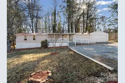 1212 Easy Street, Hendersonville, NC 28791 - Photo 1