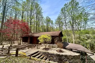 45 Cresent Dr, Hendersonville, NC 28739 - Photo 1