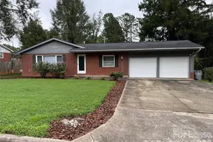 824 Hawthorne Dr, Lenoir, NC 28645 - Photo 1