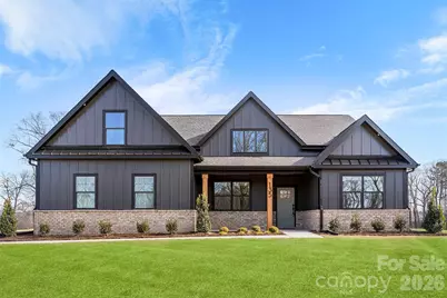 135 Harbourtown Drive, Kings Mountain, NC 28086 - Photo 1