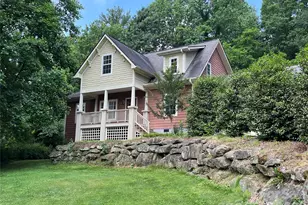 508 Fairway Dr, Hendersonville, NC 28739 - Photo 1