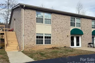 101 Cedar Rdg Dr, Asheville, NC 28803 - Photo 1