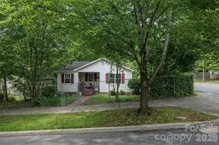 915 Allen St, Charlotte, NC 28205 - Photo 1