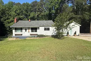 2033 Puetts Chapel Rd, Bessemer City, NC 28016 - Photo 1