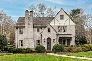 1126 Queens Rd W, Charlotte, NC 28207 - Photo 1