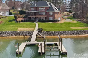 125 Grand Bay Dr, Mooresville, NC 28117 - Photo 1