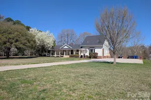 8623 McIlwaine Rd, Huntersville, NC 28078 - Photo 1