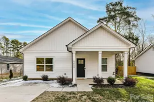 6400 Carver Blvd, Charlotte, NC 28269 - Photo 1