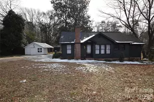 401 Faulkner St, Clover, SC 29710 - Photo 1