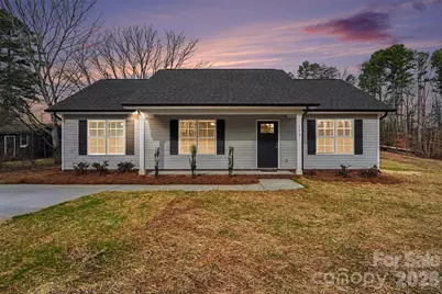 336 Pinecrest Street, Salisbury, NC 28147 - Photo 1