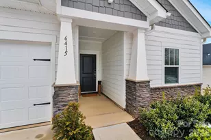 6415 Barcelona Wy, Charlotte, NC 28214 - Photo 1