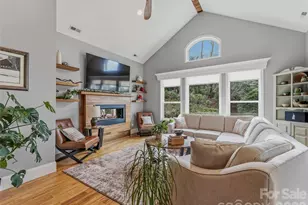 1442 Walnut Ridge Rd, Brevard, NC 28712 - Photo 1