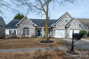 6016 KirkWynd Commons Dr, Charlotte, NC 28278 - Photo 1
