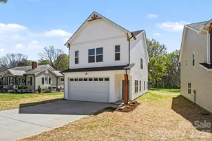 560 W Wilson Ave, Mooresville, NC 28115 - Photo 1