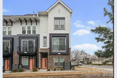 648 W End Drive, Charlotte, NC 28208 - Photo 1