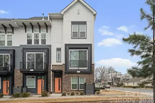 648 W End Dr, Charlotte, NC 28208 - Photo 1