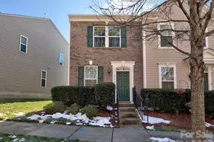 6944 Colonial Garden Dr, Huntersville, NC 28078 - Photo 1