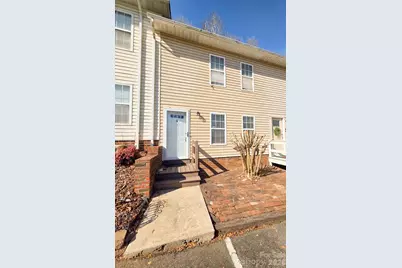 1491 20th Avenue NE #4, Hickory, NC 28601 - Photo 1
