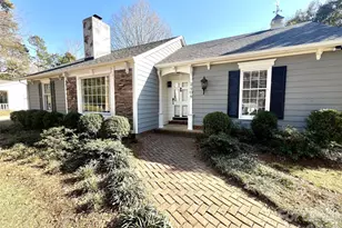 2408 Turnberry Ln, Charlotte, NC 28210 - Photo 1