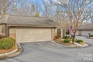 5350 Sandtrap Ln, Charlotte, NC 28226 - Photo 1