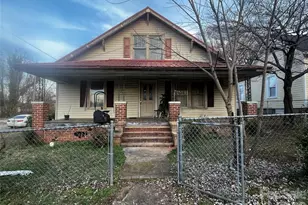 901 8th St, Statesville, NC 28677 - Photo 1