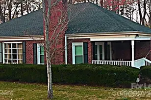 3235 Archdale Dr, Charlotte, NC 28210 - Photo 1