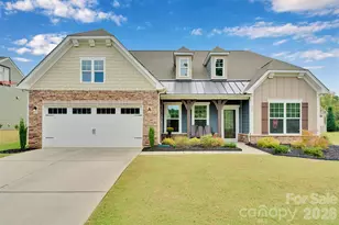 379 Kentmere Ln, Lake Wylie, SC 29710 - Photo 1